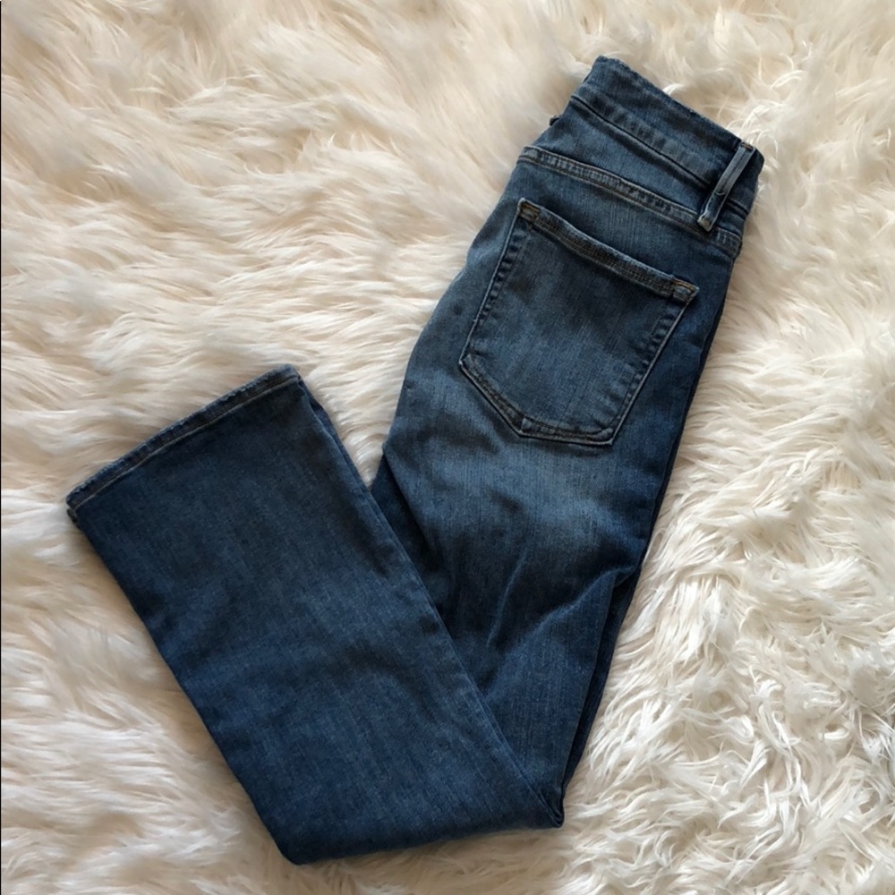 Good American Flare Crop Jeans